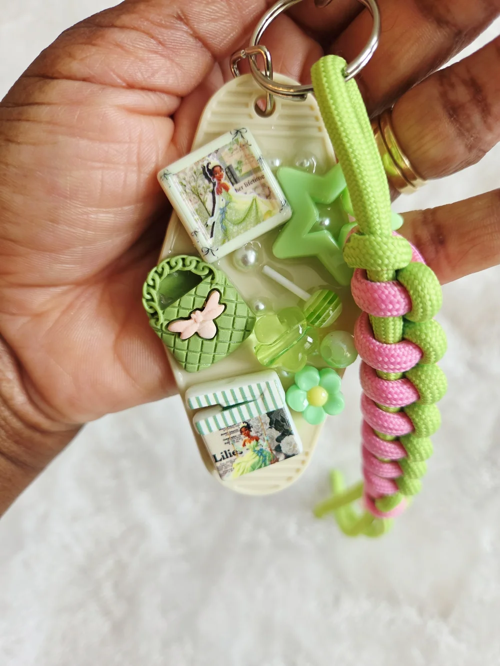 Cute Princess Tiana Green & Pink Paracord Junk Keychain with Star Bag Charm